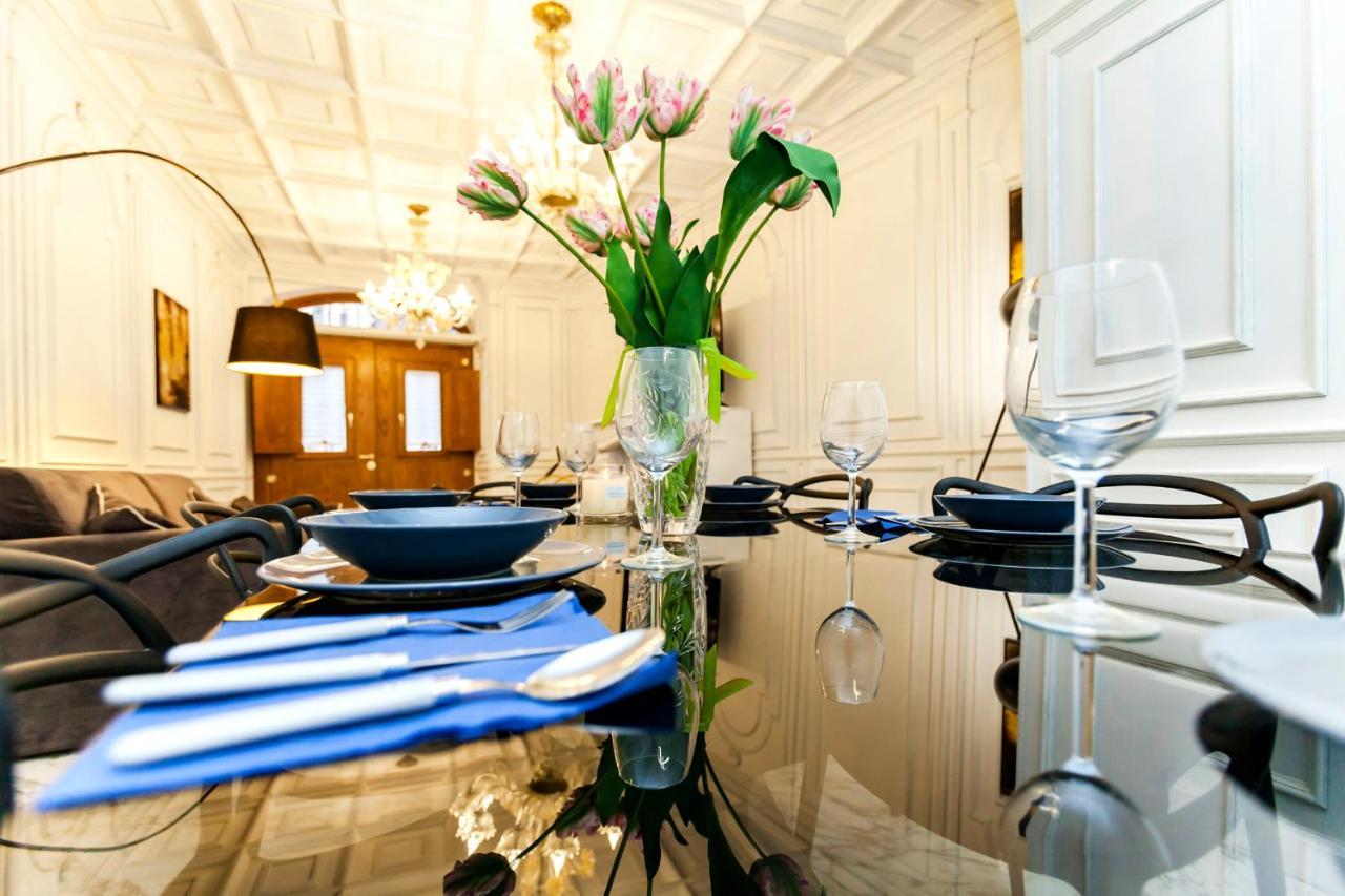 Navona Artist 10 Apartment Rome